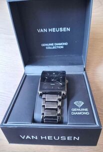 Hodinky Van Heusen-Genuine Diamond Collection-cena bola 70€