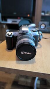 Zrkadlovka Nikon F-65