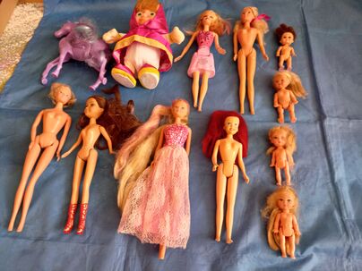 Predám Barbie a iné. Cena všetko na foto 1 za 10 e