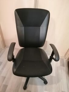 Predaj 2 ks kancelárskych stoličiek, aj jednotlivo