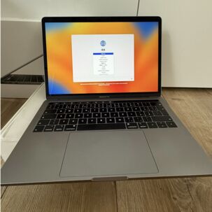 Apple Macbook Pro 13 touchbar 128gb 2019