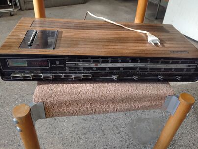 Radio grundig 720 na predaj