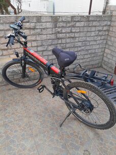 Skladací elektrobicykel