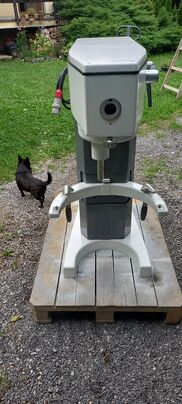 Univerzálny kuchynský robot Alba RE22