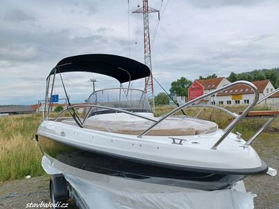 Motorový čln Orion 560 SunDeck