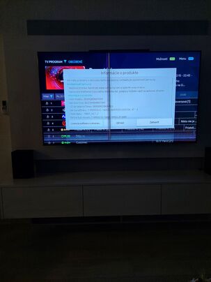 Predám TV Samsung QLED s poškodeným LED panelom