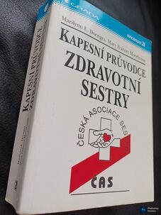 Kniha KAPESNÍ PRŮVODCE ZDRAVOTNÍ SESTRY 10 €