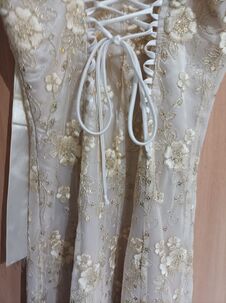 Spolocenske/svadobne saty