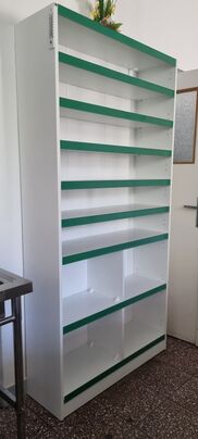 Predám policu na cigarety do predajne