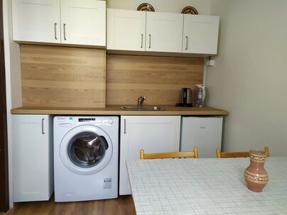 PRENÁJOM – 1-izbový byt 33 m² s veľkou loggiou (7 m²) – Don