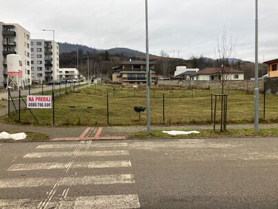 Predám stavebný pozemok Brezno - Kasárne