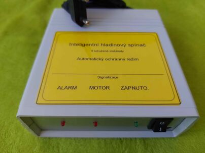 Tříelektrodový snímač hladiny