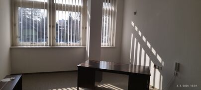 Prenájom kancelárskeho priestoru v Leviciach