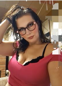 Ponúkam sex po telefóne pol hodinka je 30€ hodinka