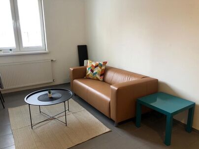 Bývanie priamo v historickom centre Bratislavy – štýlový 2-i