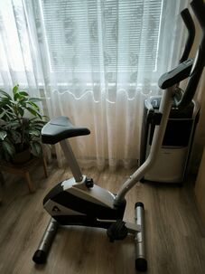 Predám veľmi zachovalý stacionárny bicykel  značky ACTIVE .