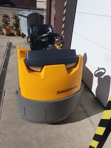 Ťahač Jungheinrich EZS 570