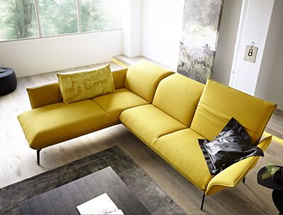 Sedačka rohová + taburet