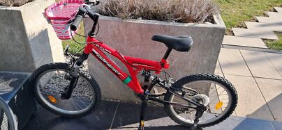 Dievčenský bicykel