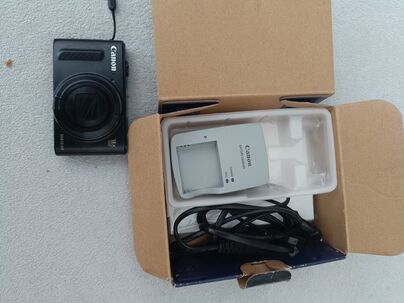 Predam canonsx610hs malo uzivany ako novy komplet