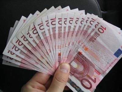 Ponúkam úvery pre firmy aj jednotlivcov s úrokovou sadzbou 3