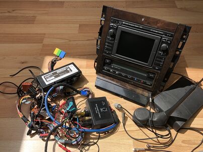 MFD VW / GPS antena,Handsfree a Video modul, 2 DIN suflikATD