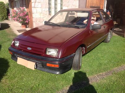 Ford Sierra 1,6 benzin, rok 1984,
