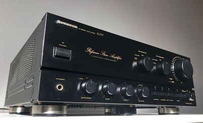Pioneer A777