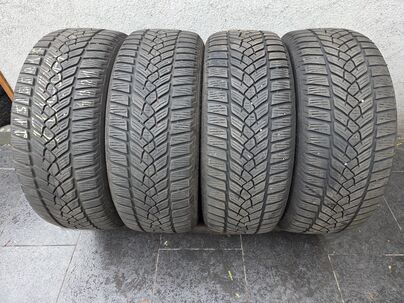 215/55 R17 Fulda zimne pneumatiky